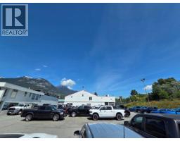 1160&1180 Hunter Place, Squamish, BC V8B0G8 Photo 15