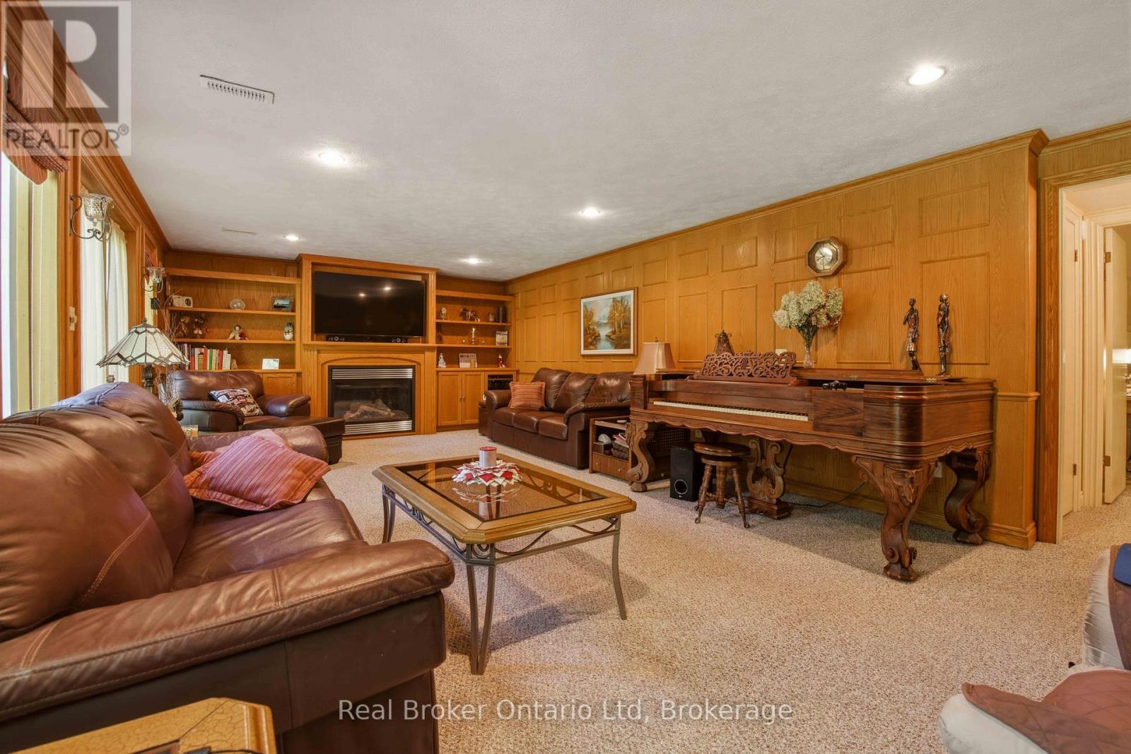222431 DERBY-KEPPEL TOWNLINE - 22