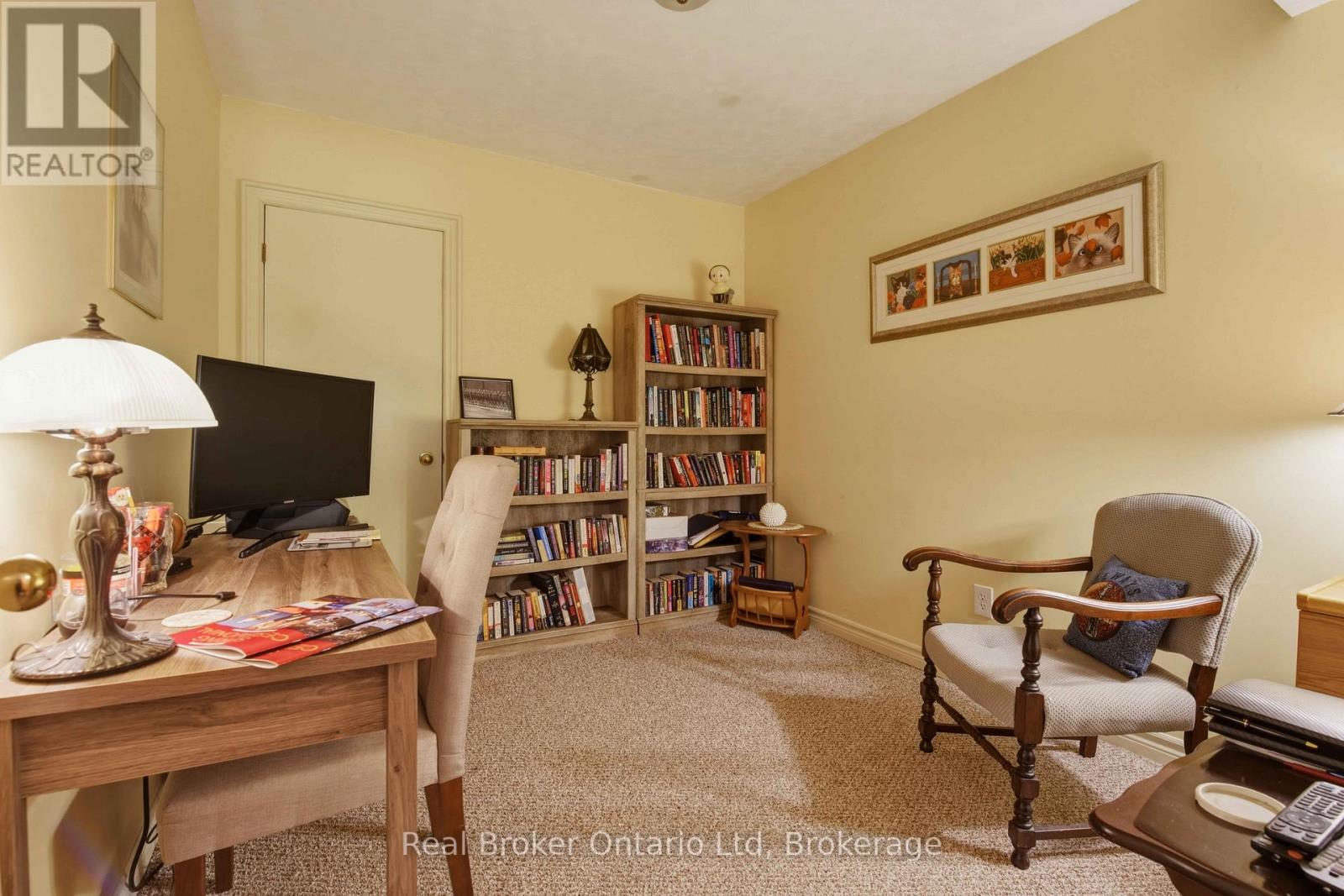222431 DERBY-KEPPEL TOWNLINE - 32