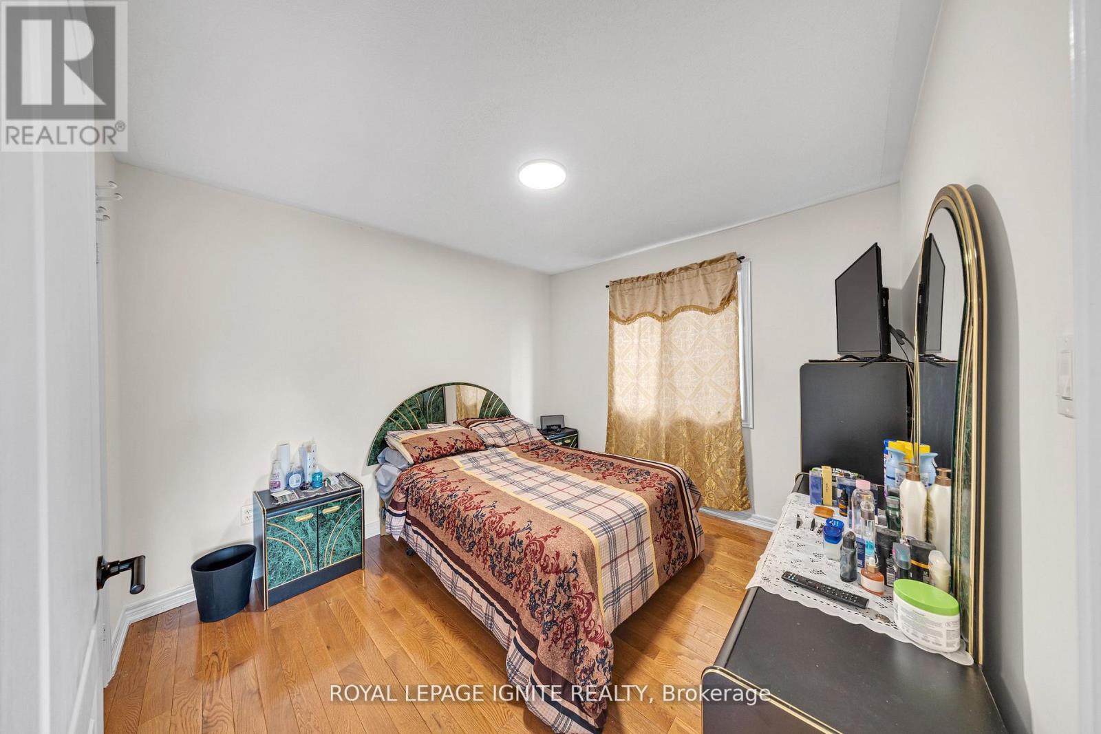 59 BOSWELL ROAD - 23