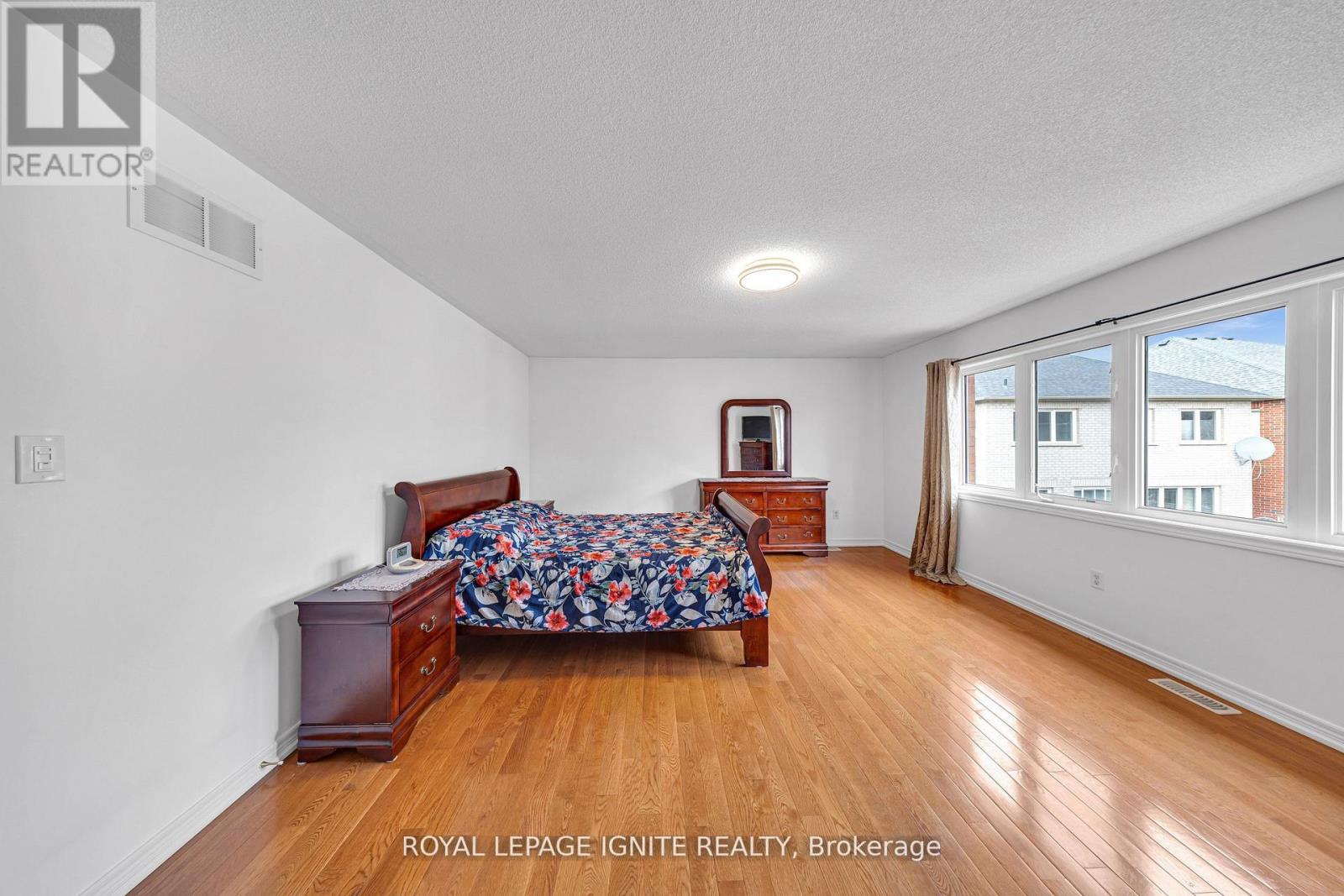 59 BOSWELL ROAD - 28