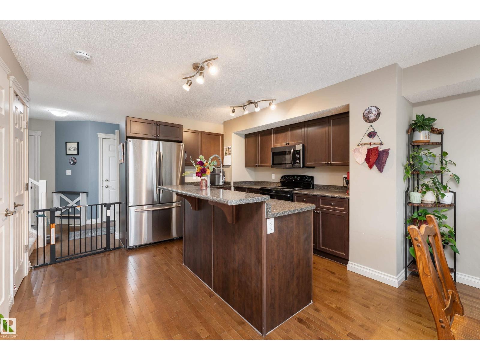 49 HARTWICK LO — photo 11
