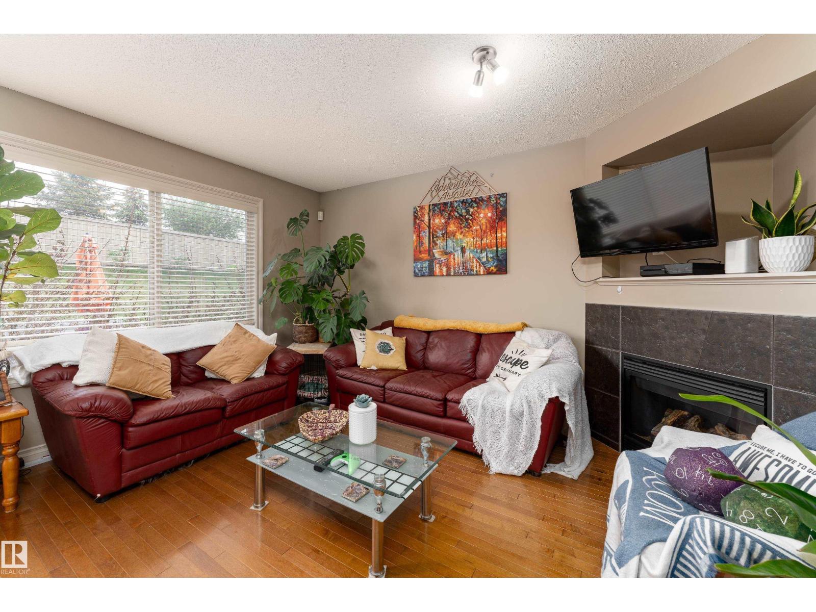 49 HARTWICK LO — photo 18