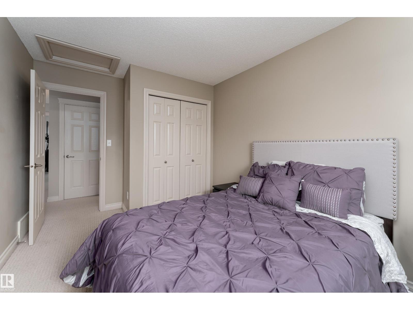 49 HARTWICK LO — photo 24