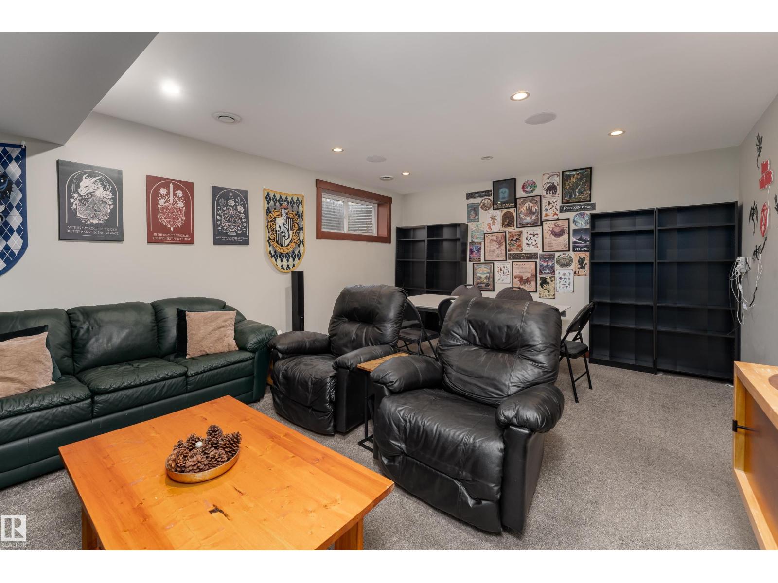 49 HARTWICK LO — photo 31