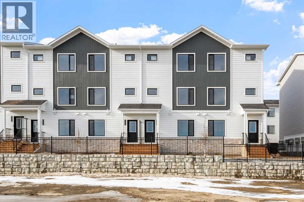 #1416 25 Wildwoods Court SW - 1