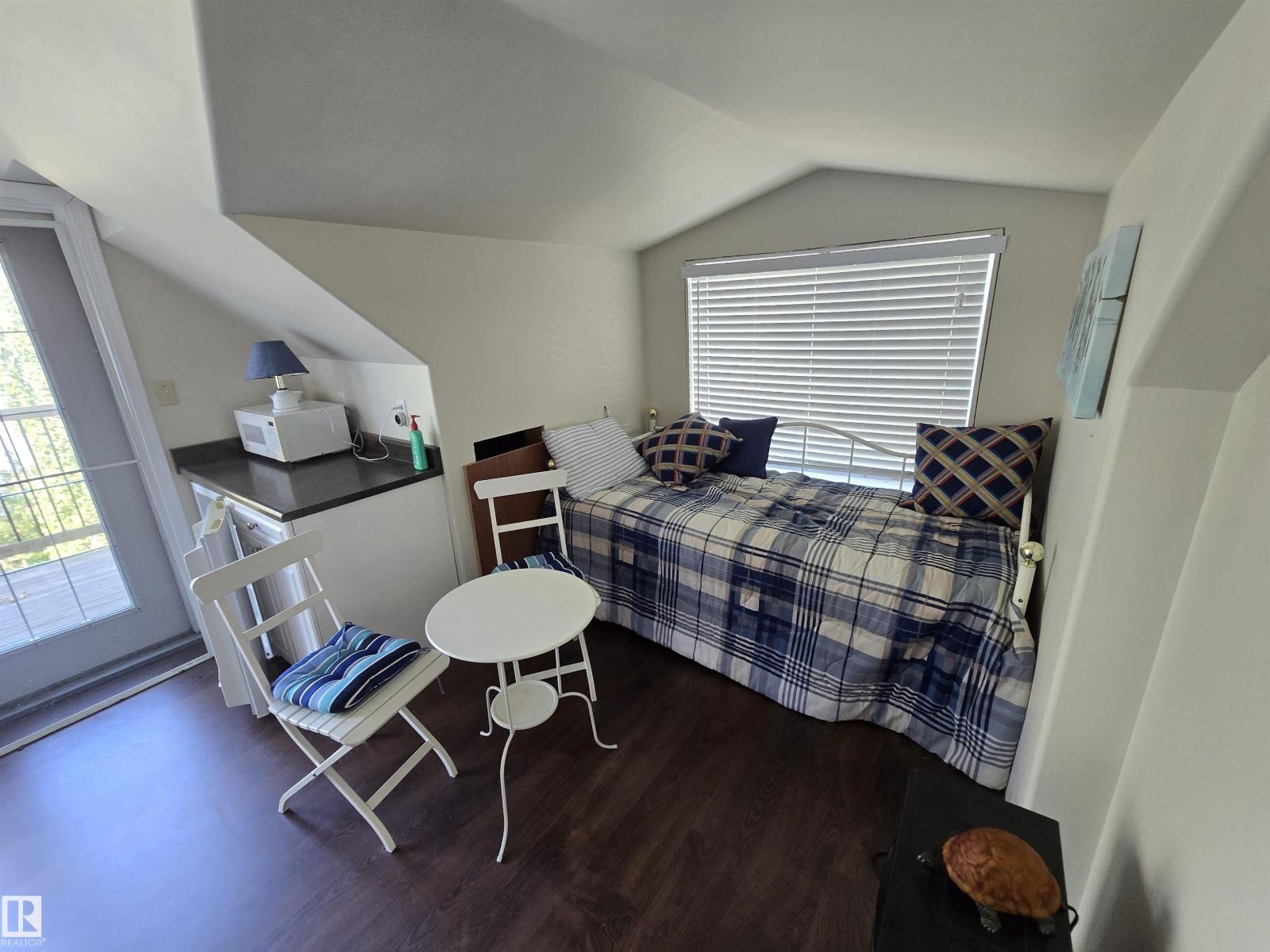 15 52515 Range Road 52 - 41