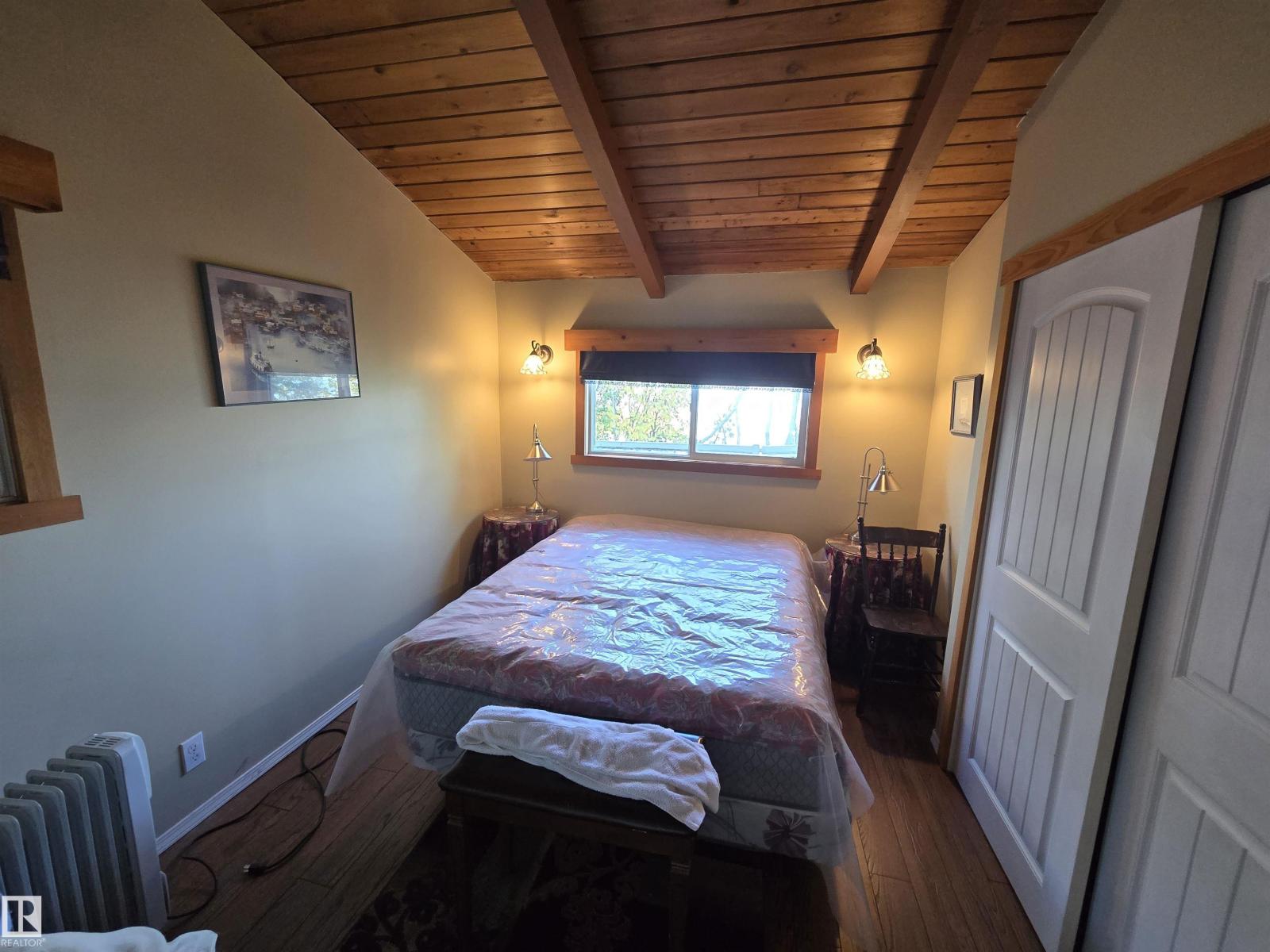 15 52515 Range Road 52 - 24