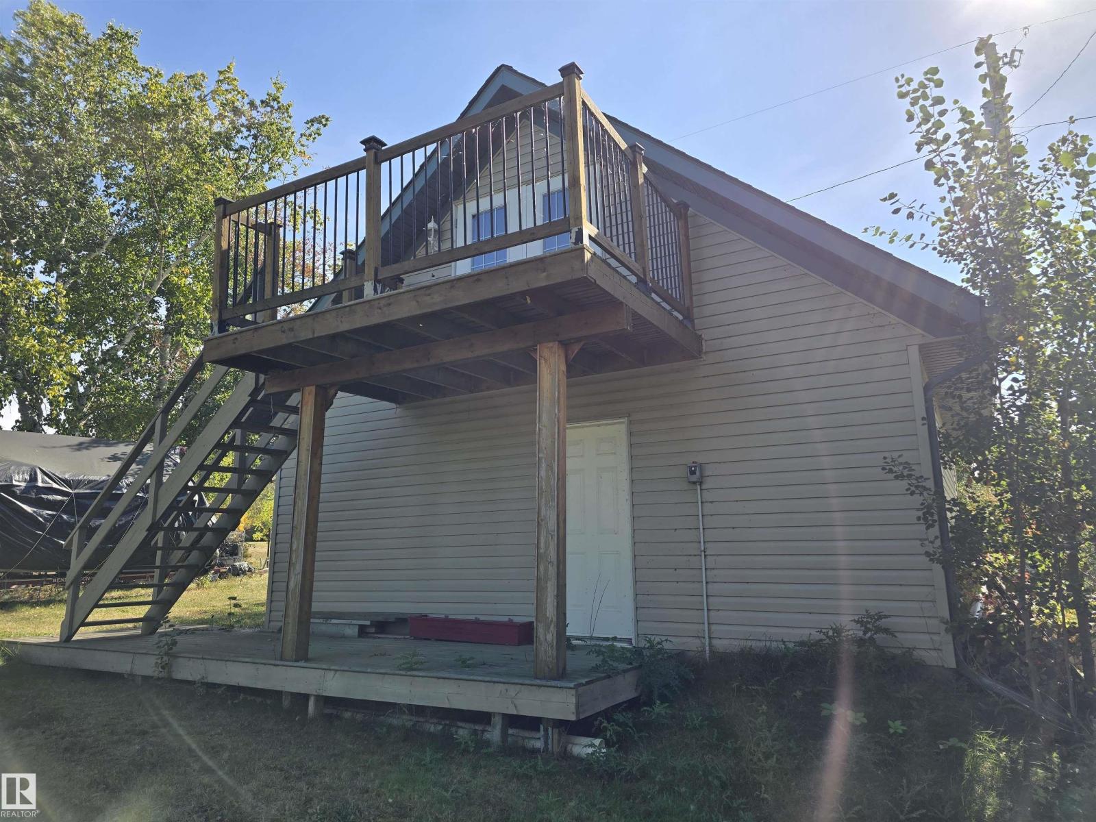 15 52515 Range Road 52 - 46