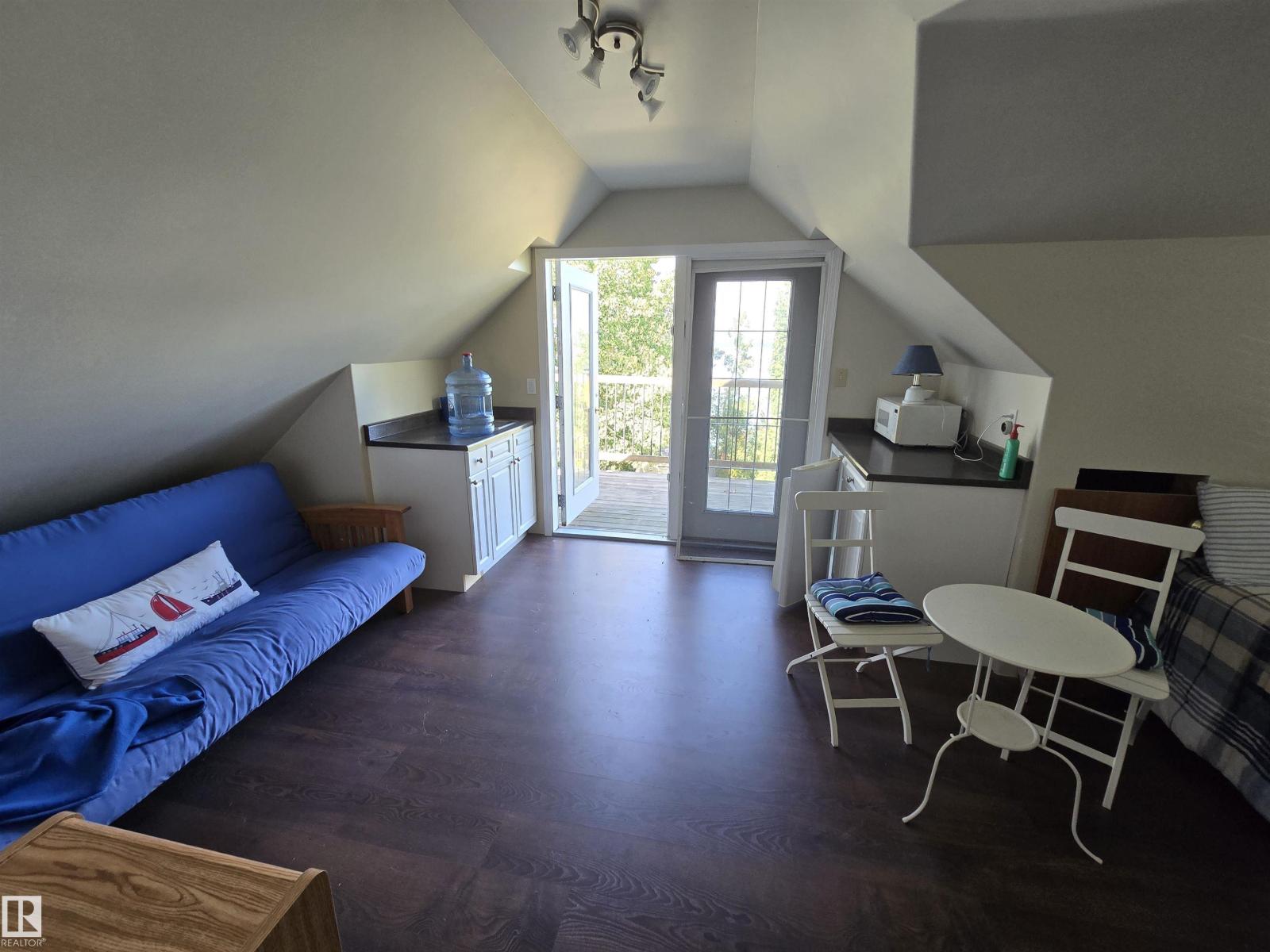 15 52515 Range Road 52 - 40