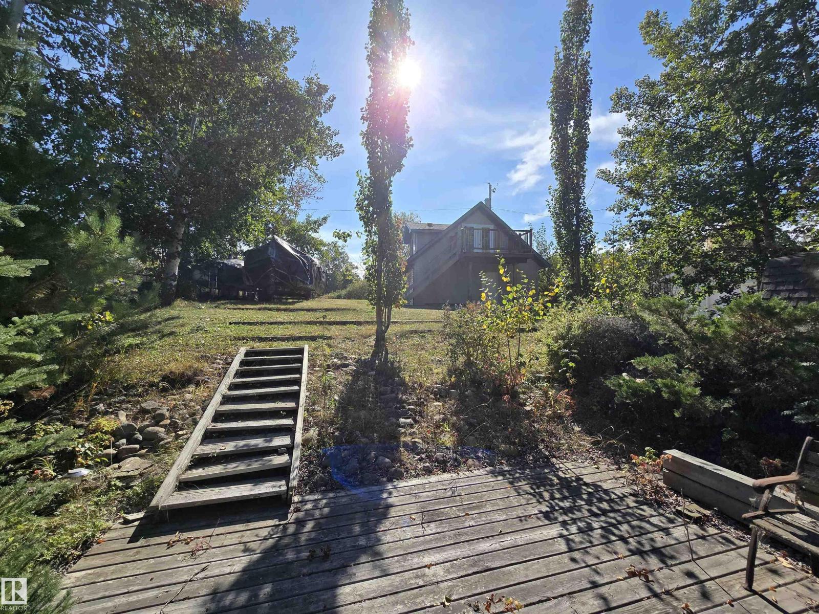15 52515 Range Road 52 - 5