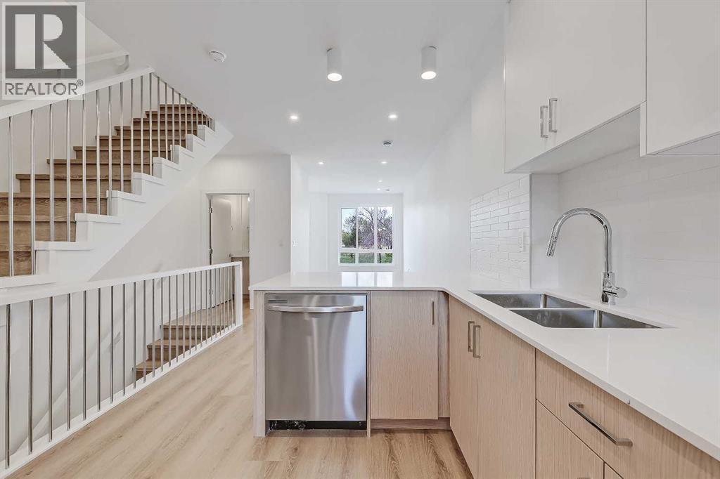 #108 3550 45 Street SW - 8