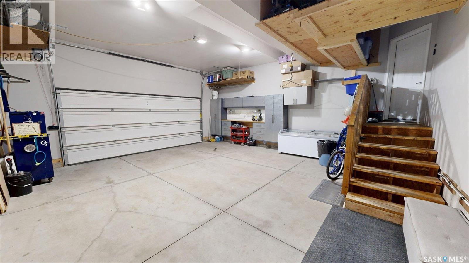 723 Aspen CRESCENT - 33