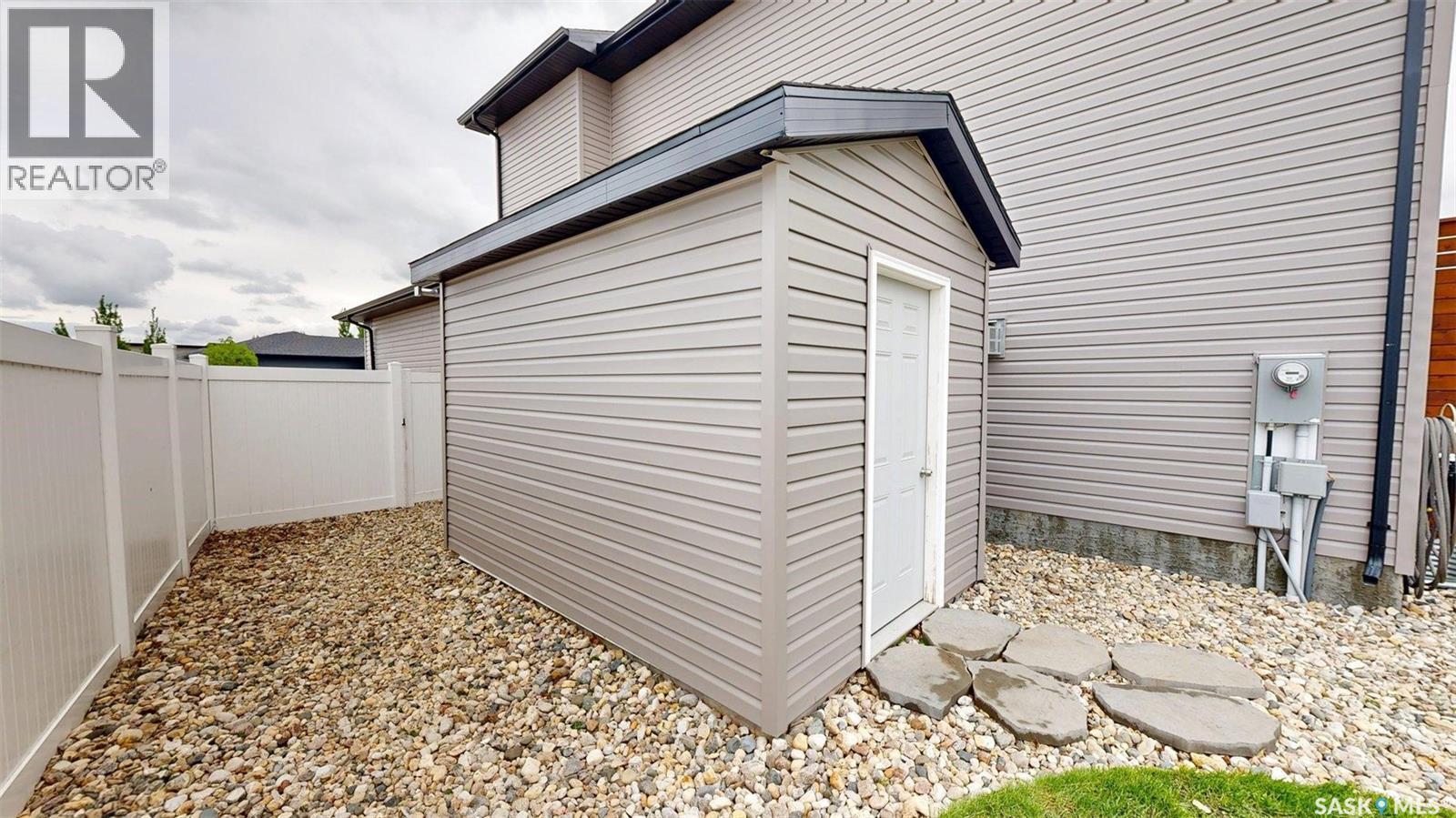 723 Aspen CRESCENT - 38