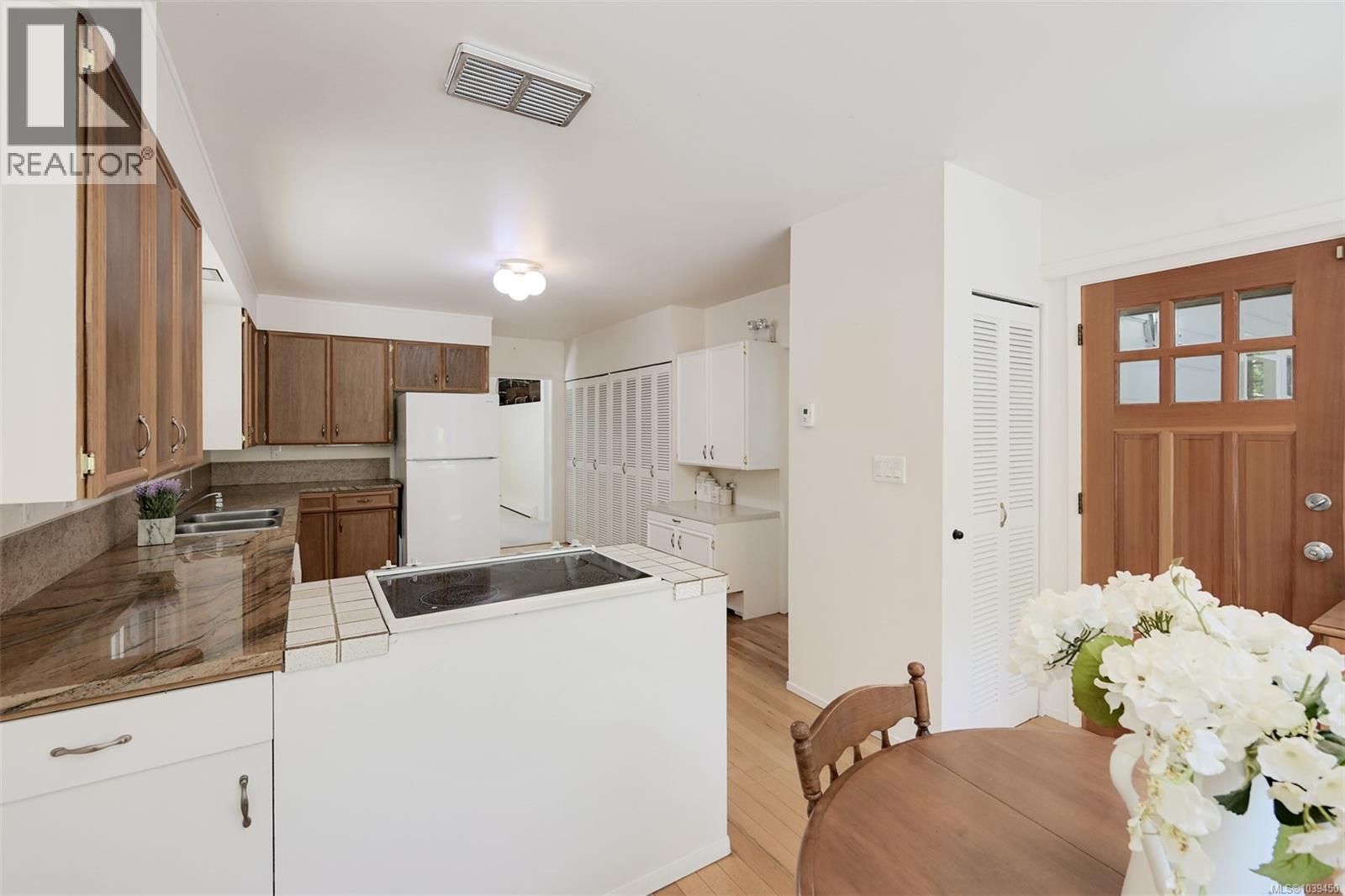 1495 Lands End Rd - 32