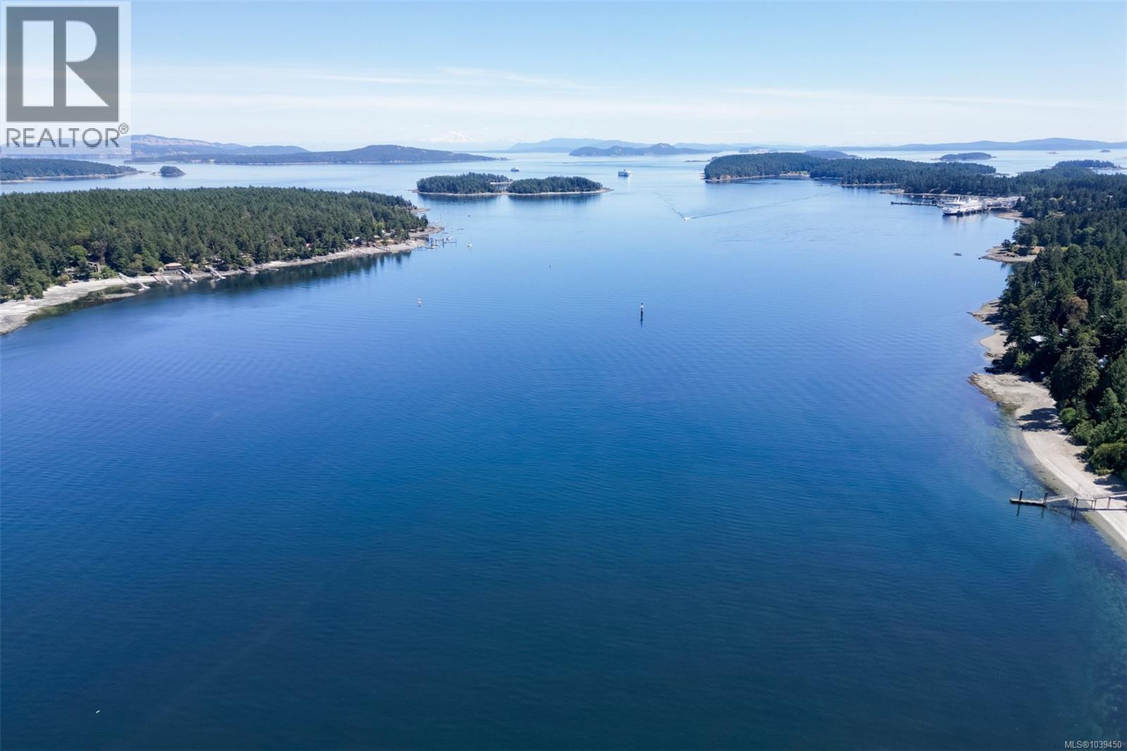  1495 Lands End Road, North Saanich