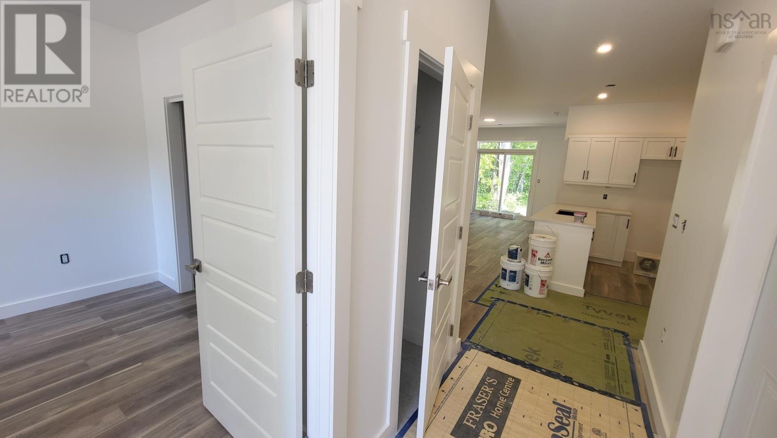 1435 Princess Crescent - 5