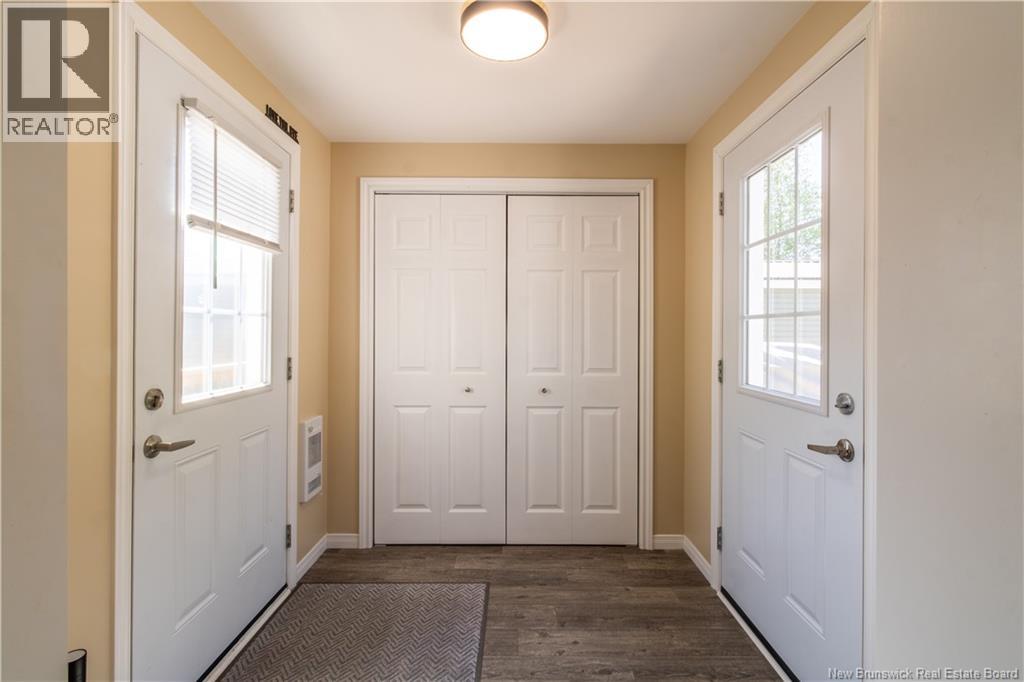 15 Brookview Avenue - 21