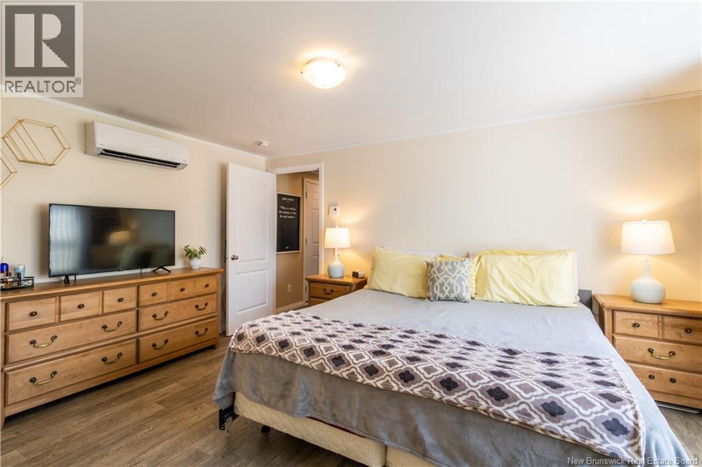 15 Brookview Avenue - 25