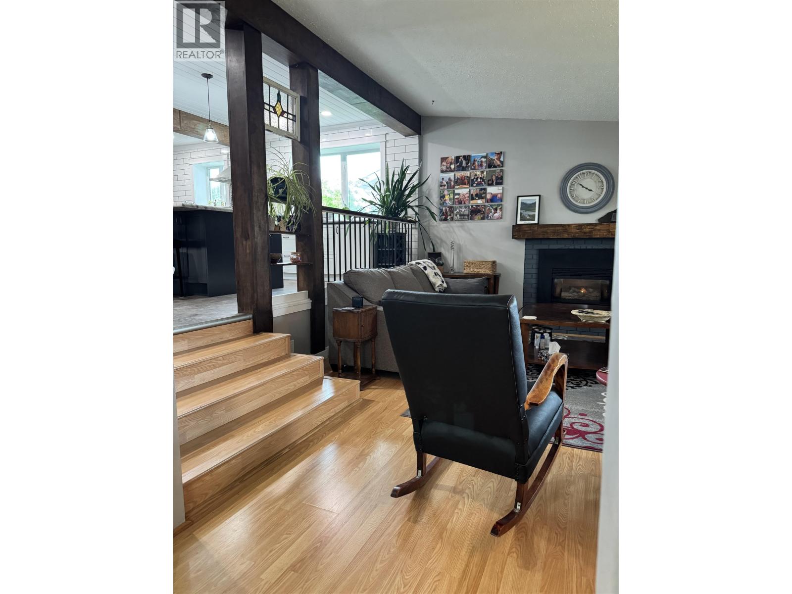 2306 PEAR STREET - 4