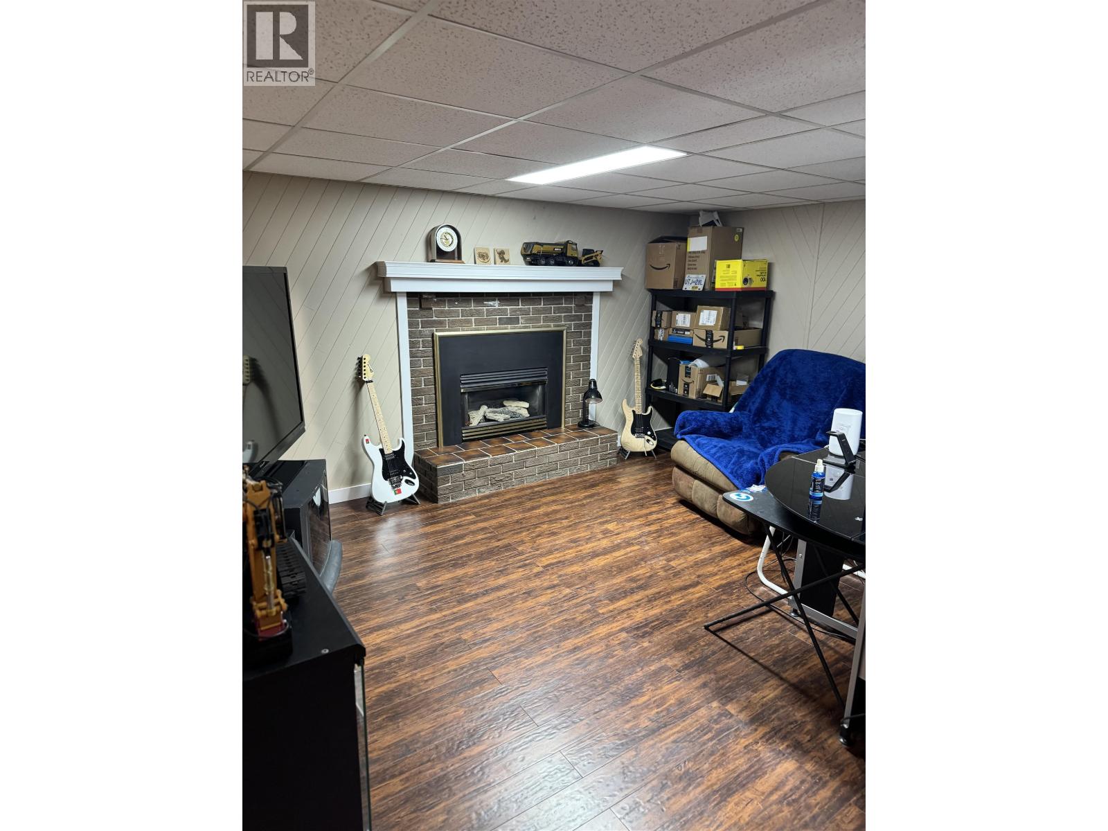 2306 PEAR STREET - 20