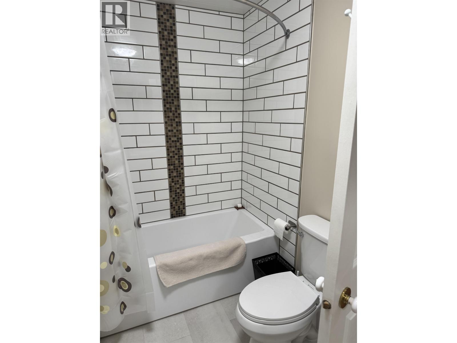 2306 PEAR STREET - 18