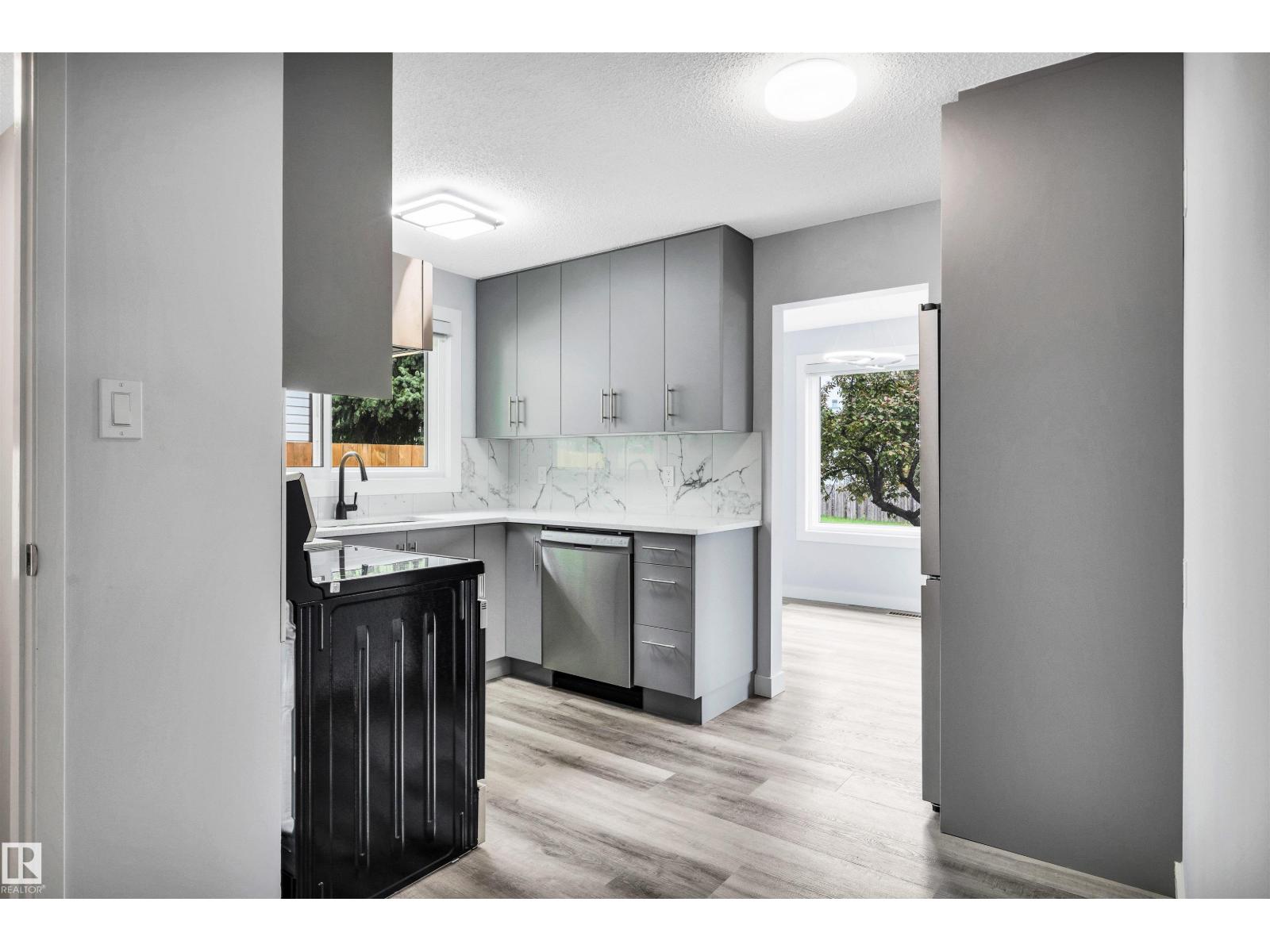 14208 51 ST NW - 18