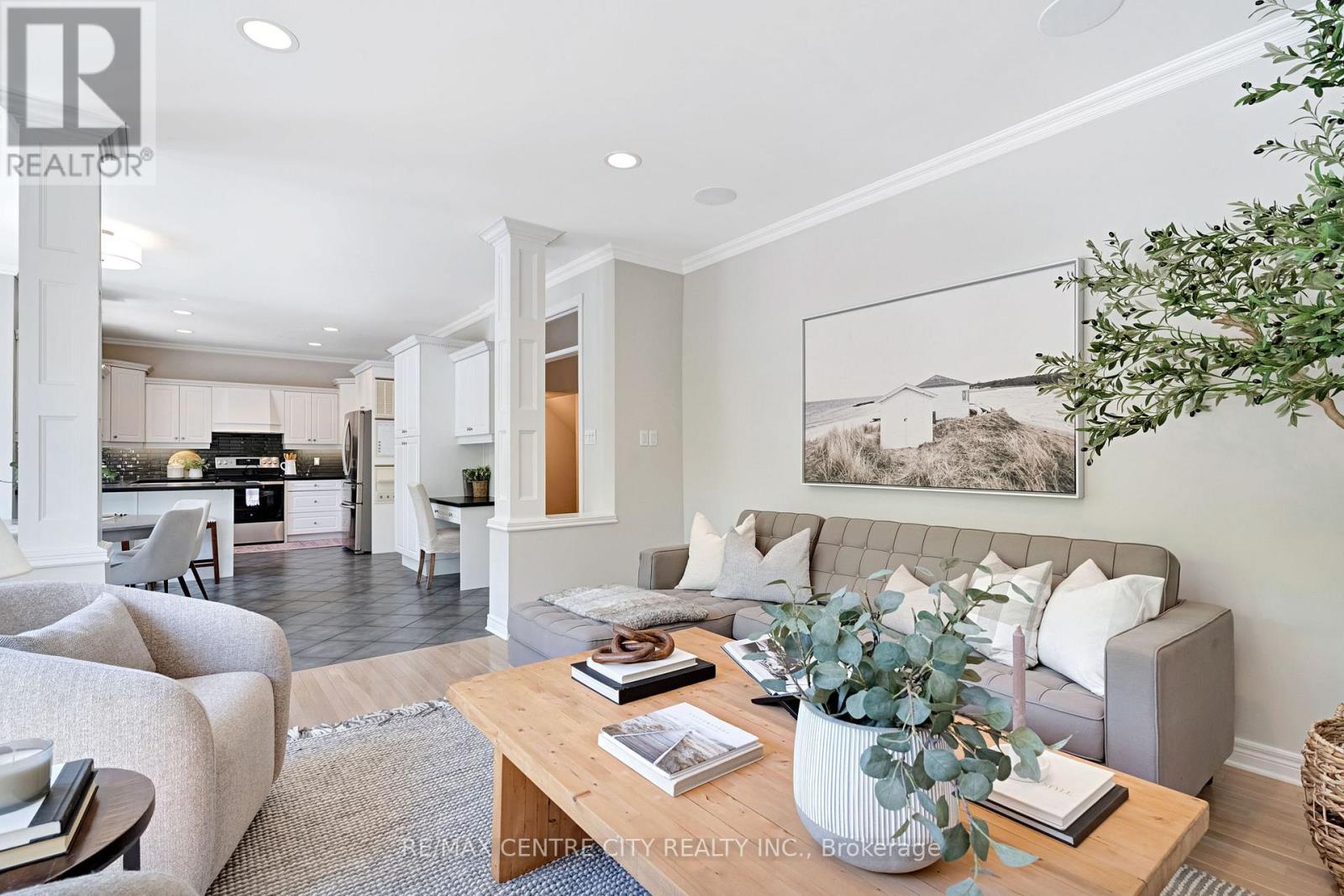 1027 MANCHESTER ROAD - 12