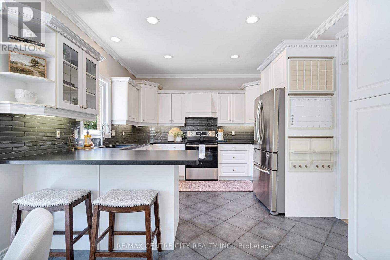 1027 MANCHESTER ROAD - 16