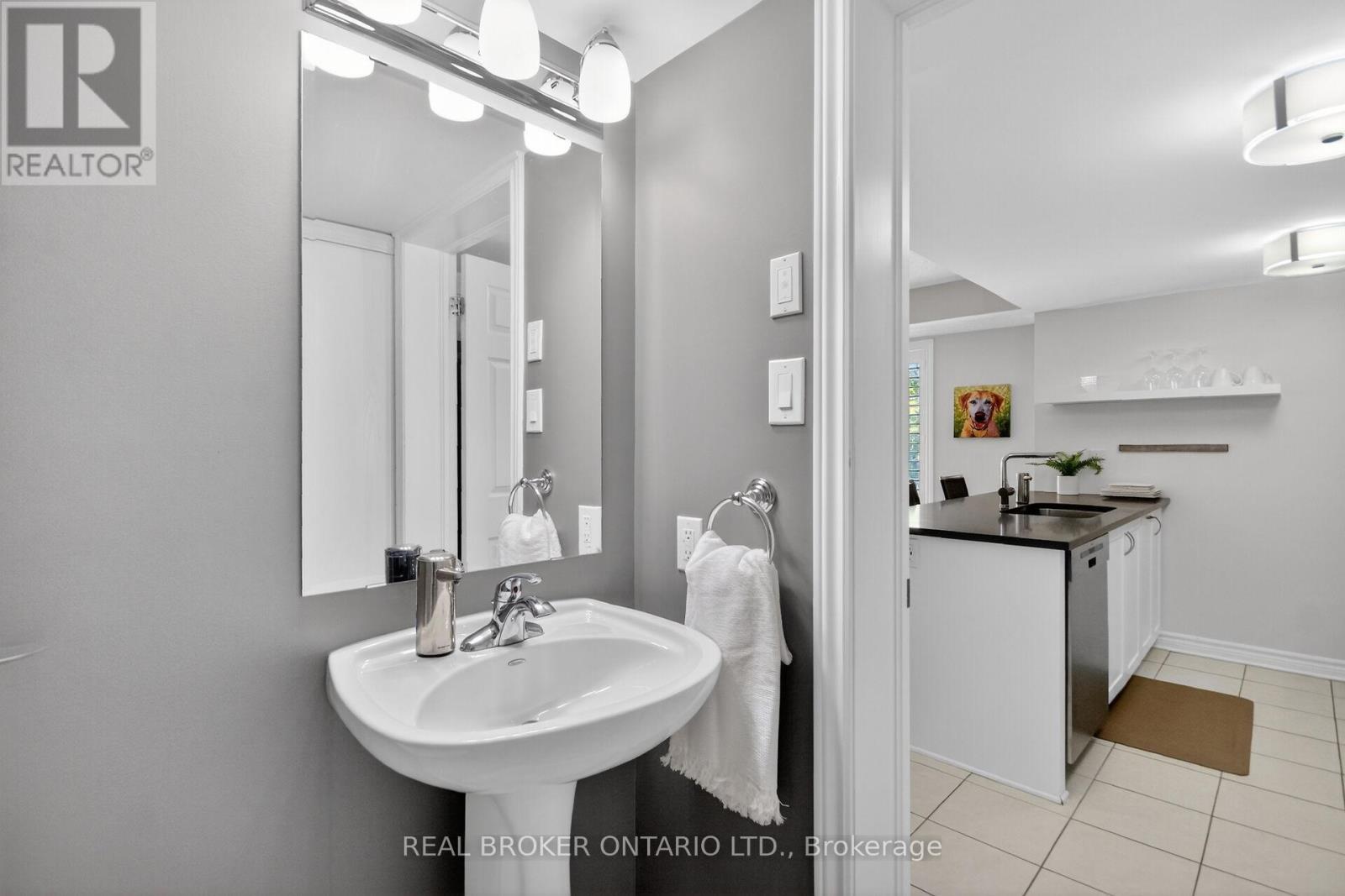 #33 701 B SUE HOLLOWAY DRIVE - 11
