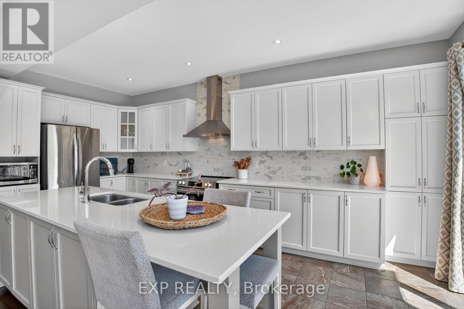 206 MARETH WAY - 14