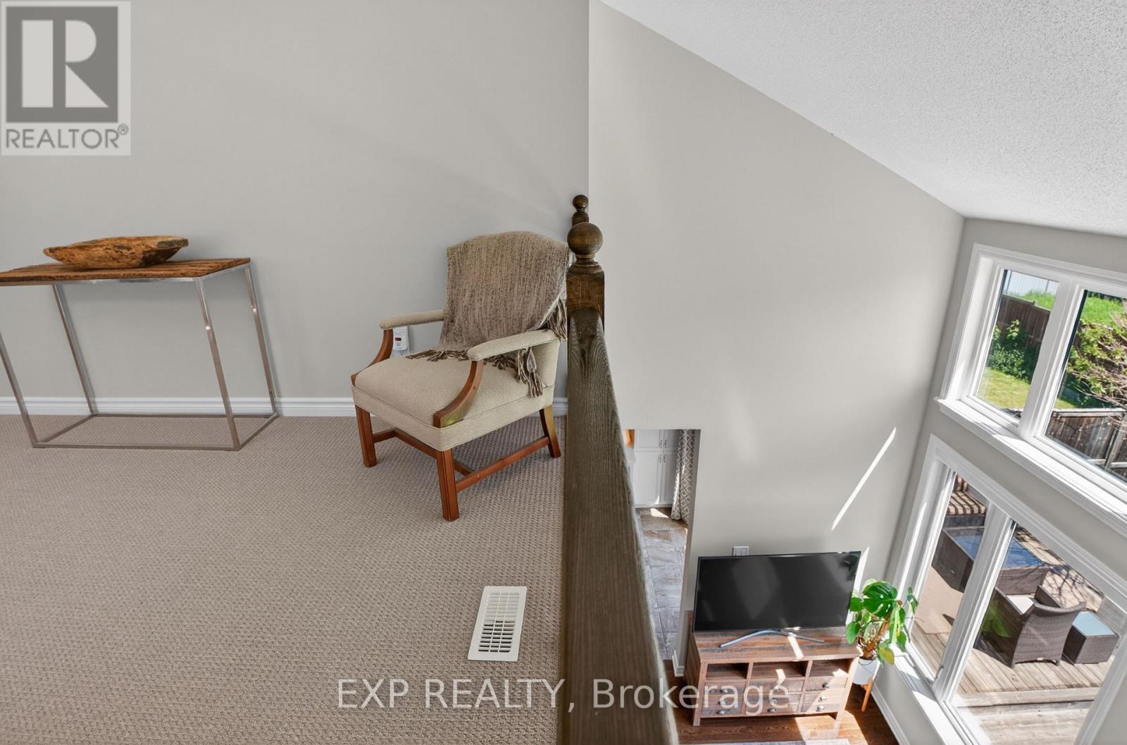206 MARETH WAY - 27