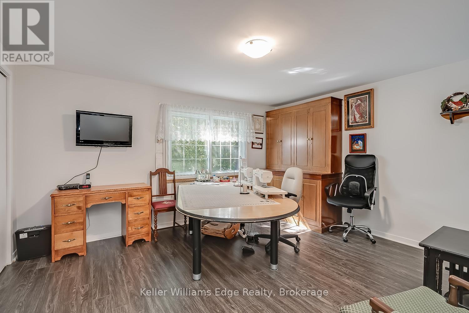 #18 3021 GLENCREST ROAD - 23