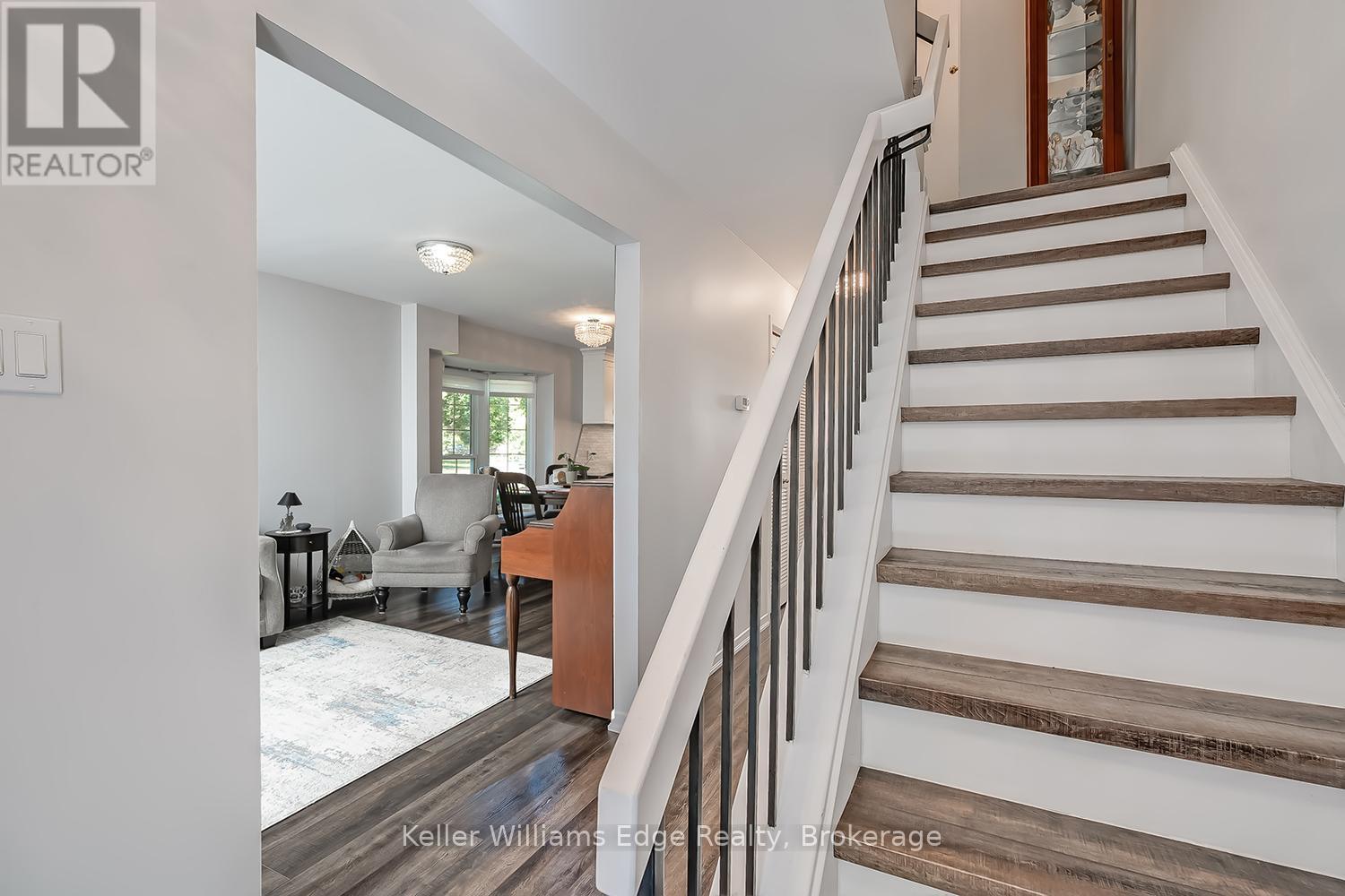 #18 3021 GLENCREST ROAD - 6
