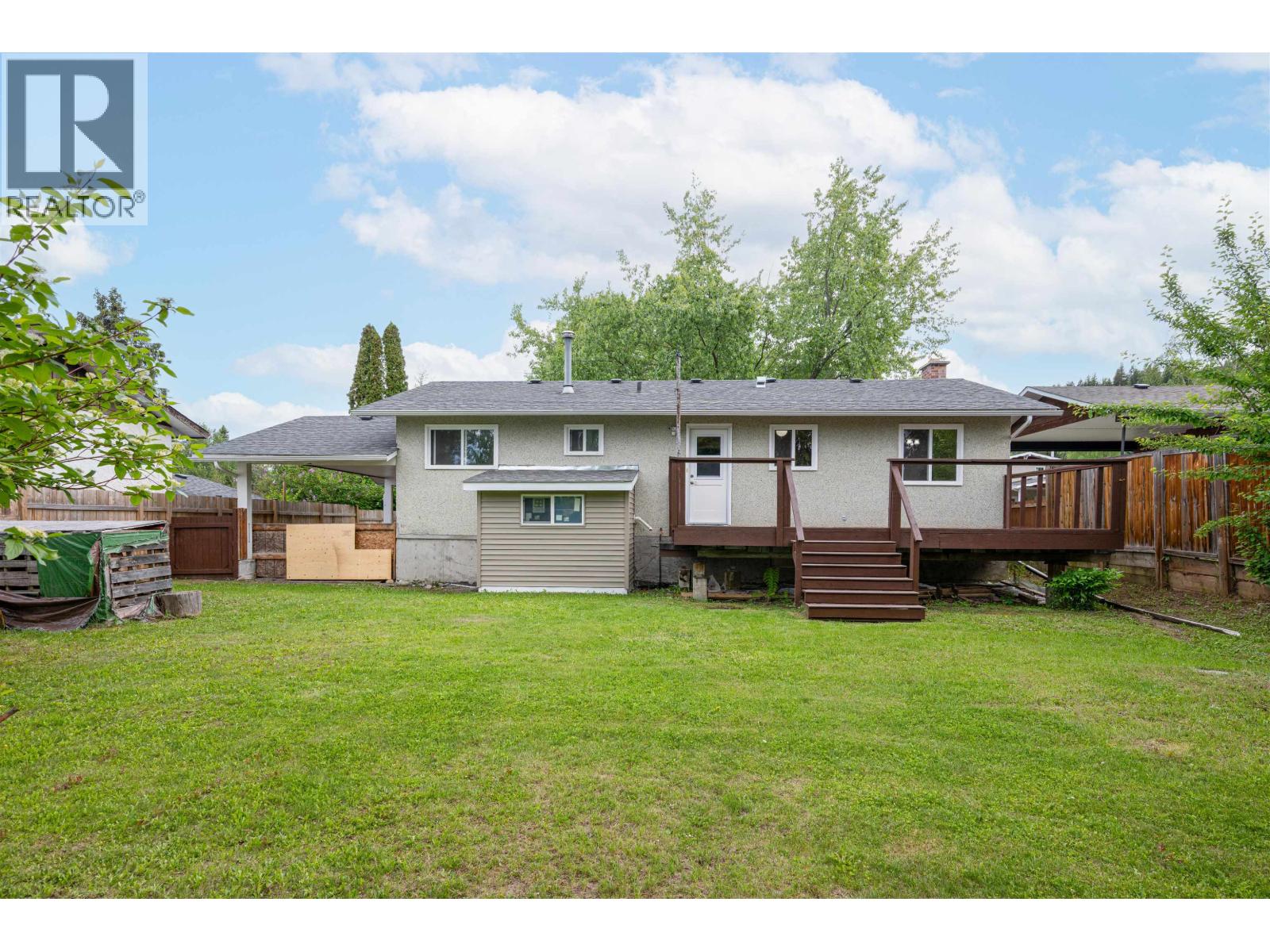 766 OCHAKWIN CRESCENT - 36