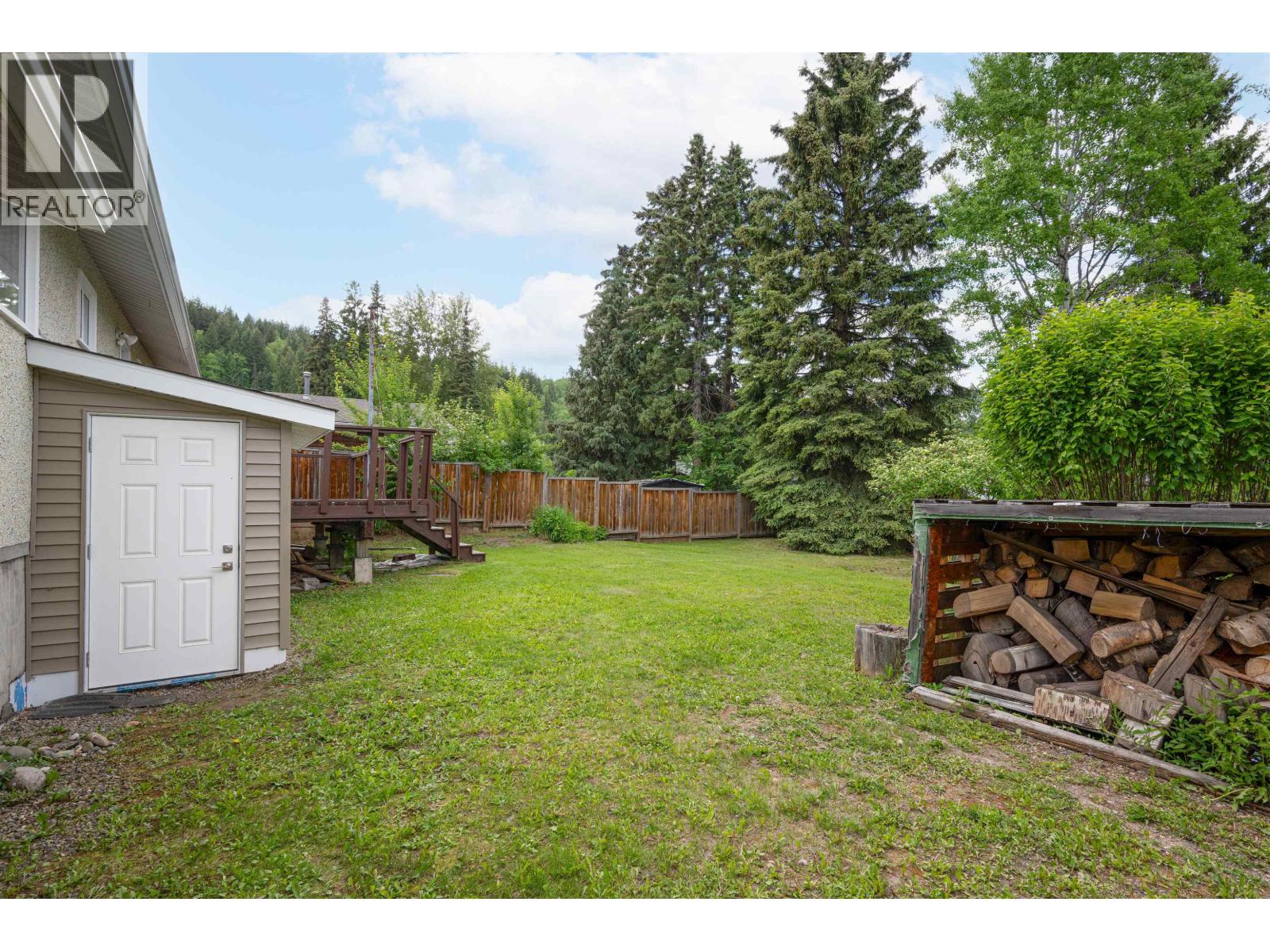 766 OCHAKWIN CRESCENT - 33