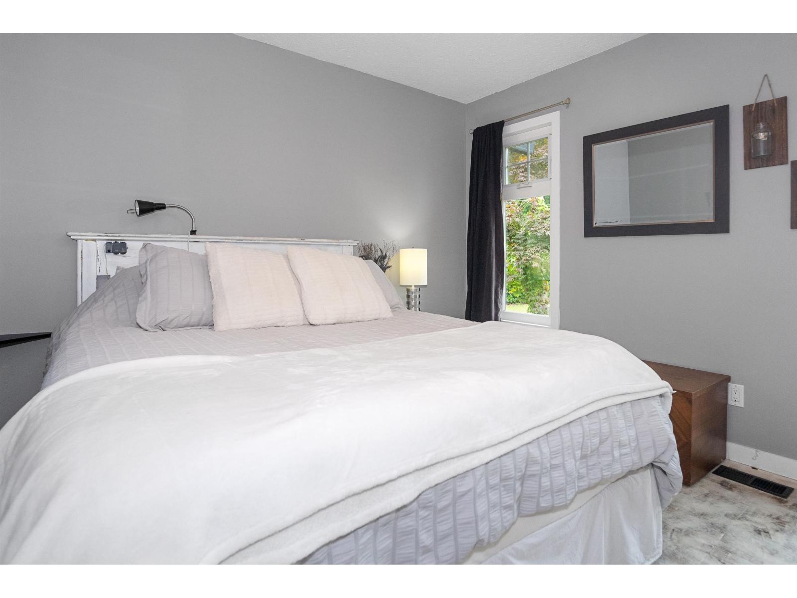 24645 50 AVENUE, Langley