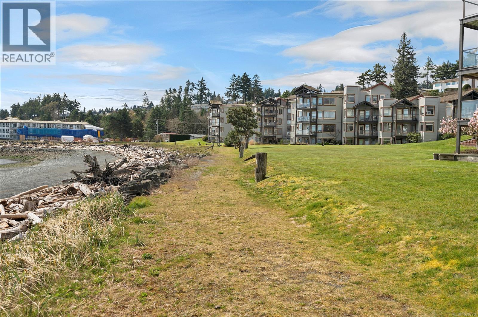 1401 27 Island Hwy S, Campbell River