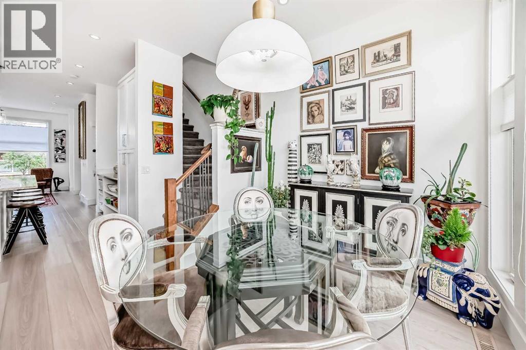 1048 Regal Crescent NE - 10