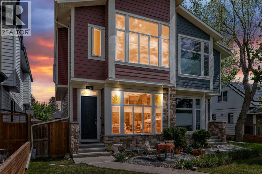 1048 Regal Crescent NE - 45