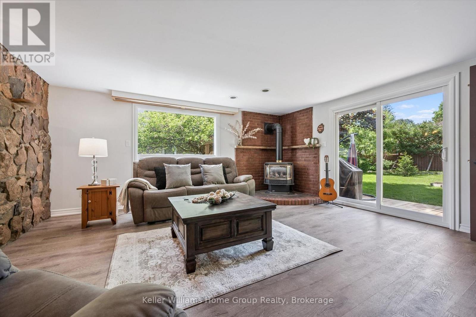 181 FREDERICK STREET E - 17