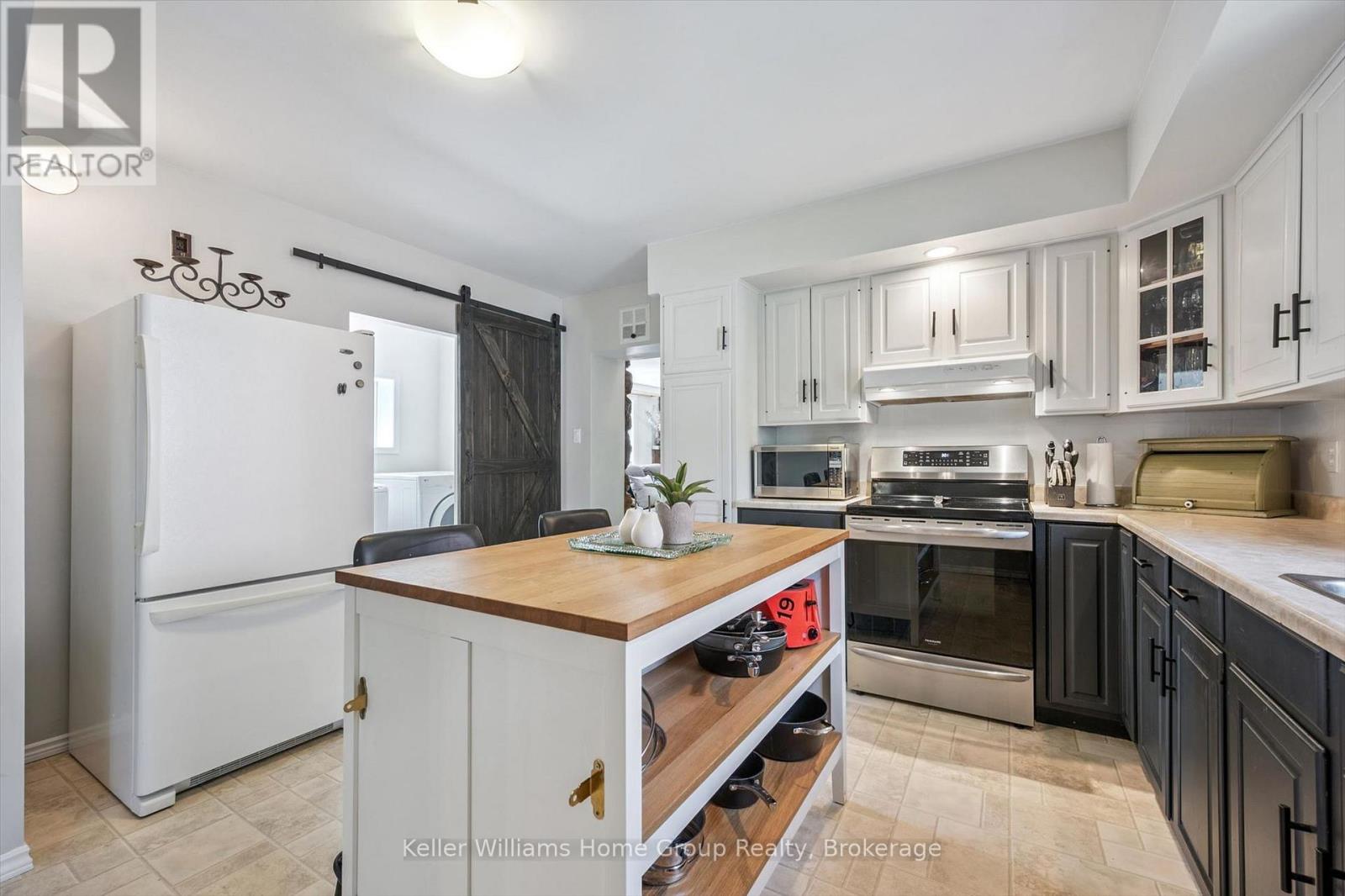 181 FREDERICK STREET E - 23