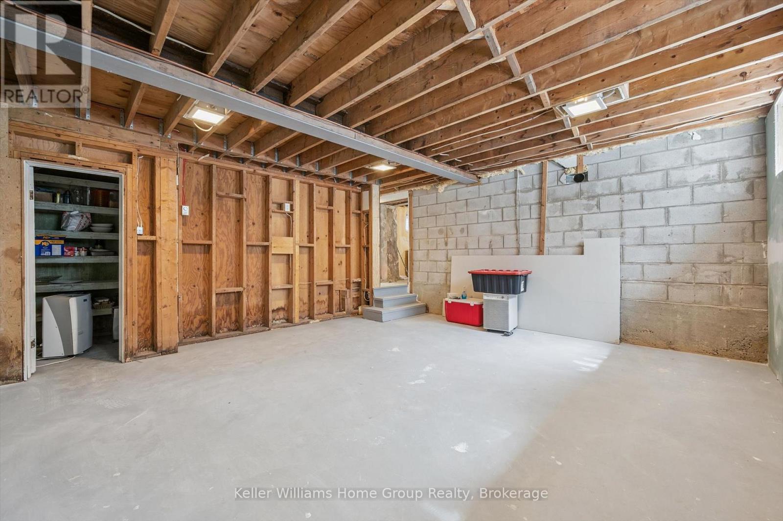 181 FREDERICK STREET E - 36