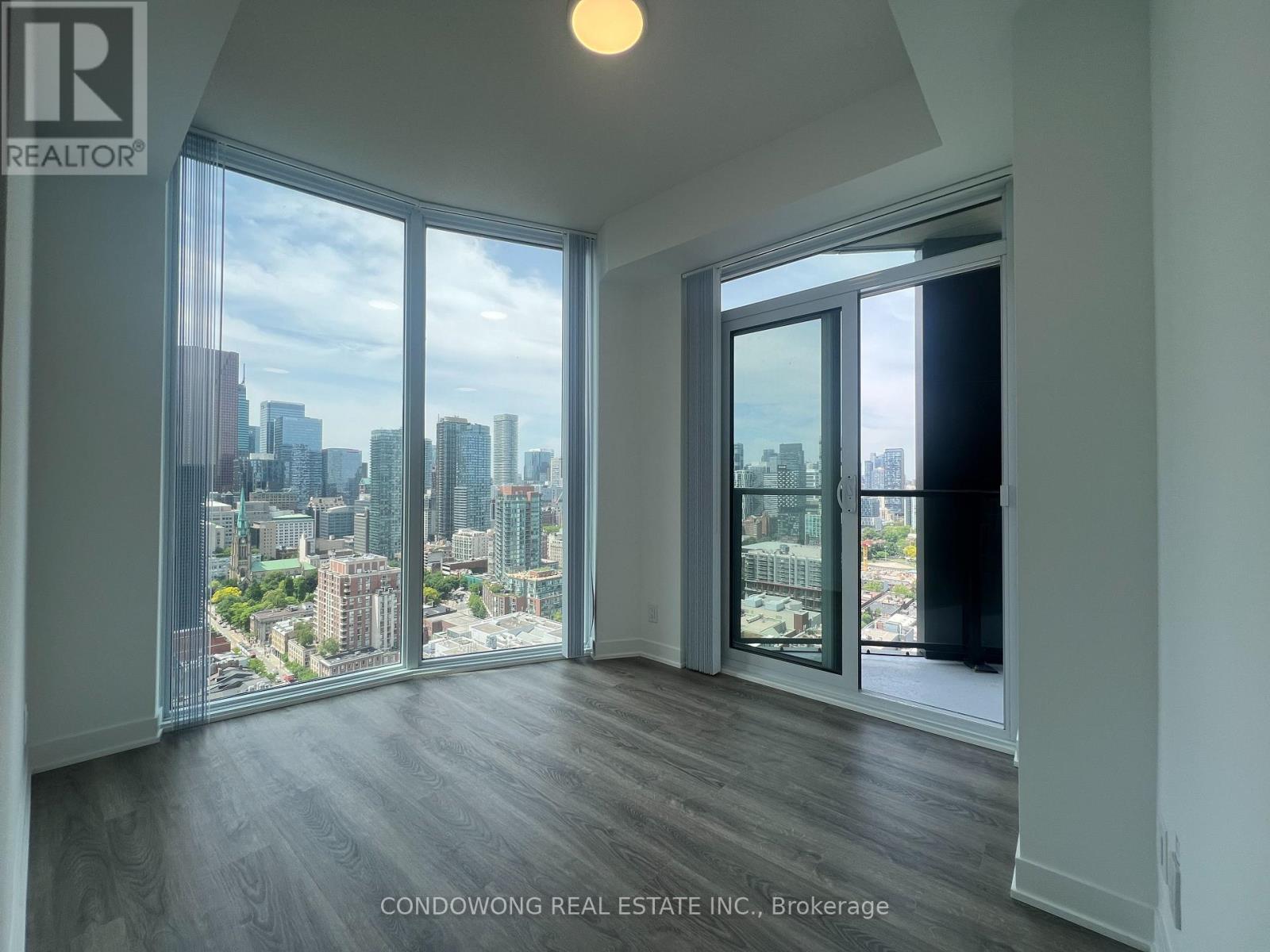 Floor To Ceiling Windows