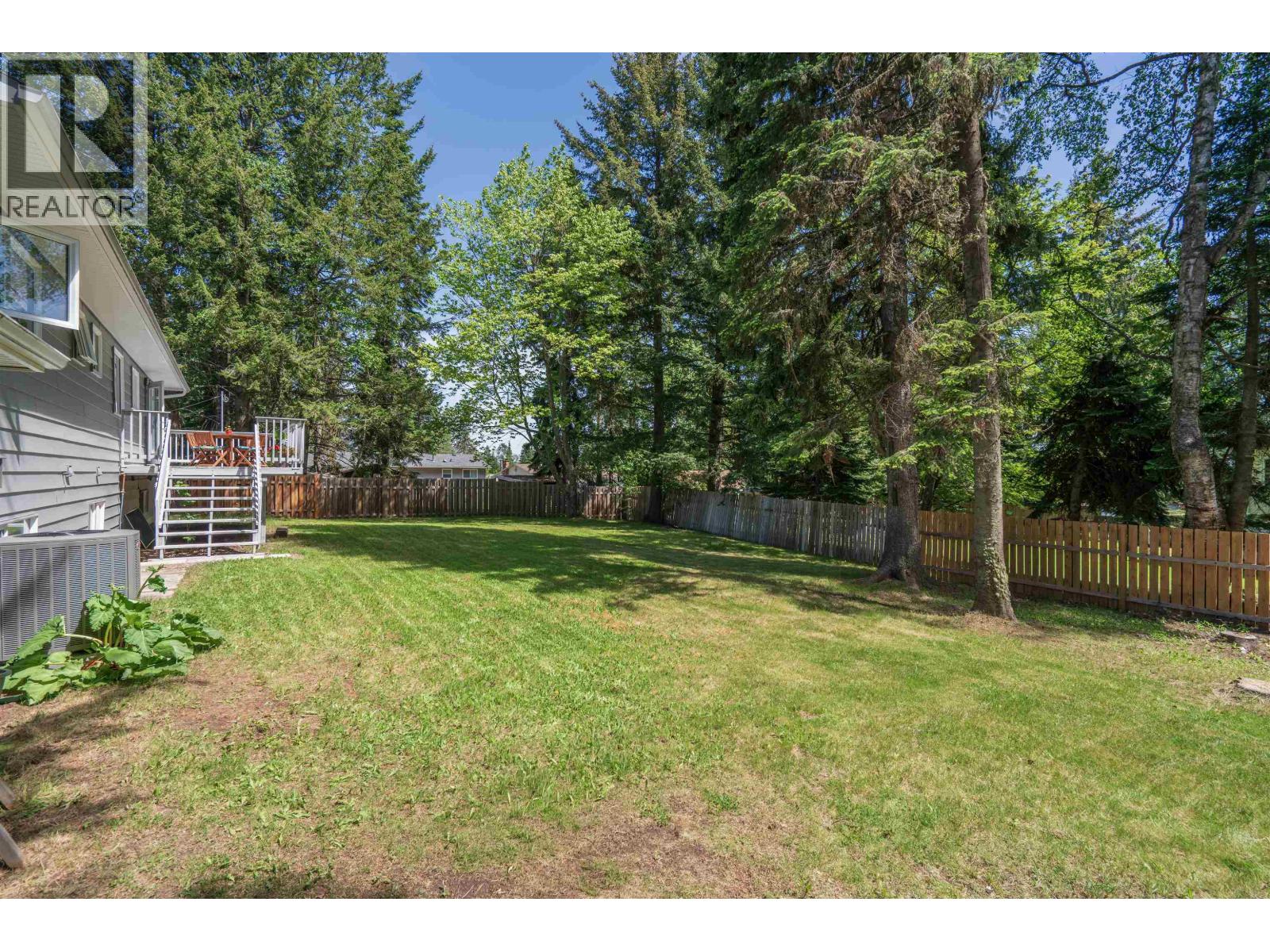 Photo 10 of 38 — 2886 KILLARNEY DRIVE · Prince George, BC