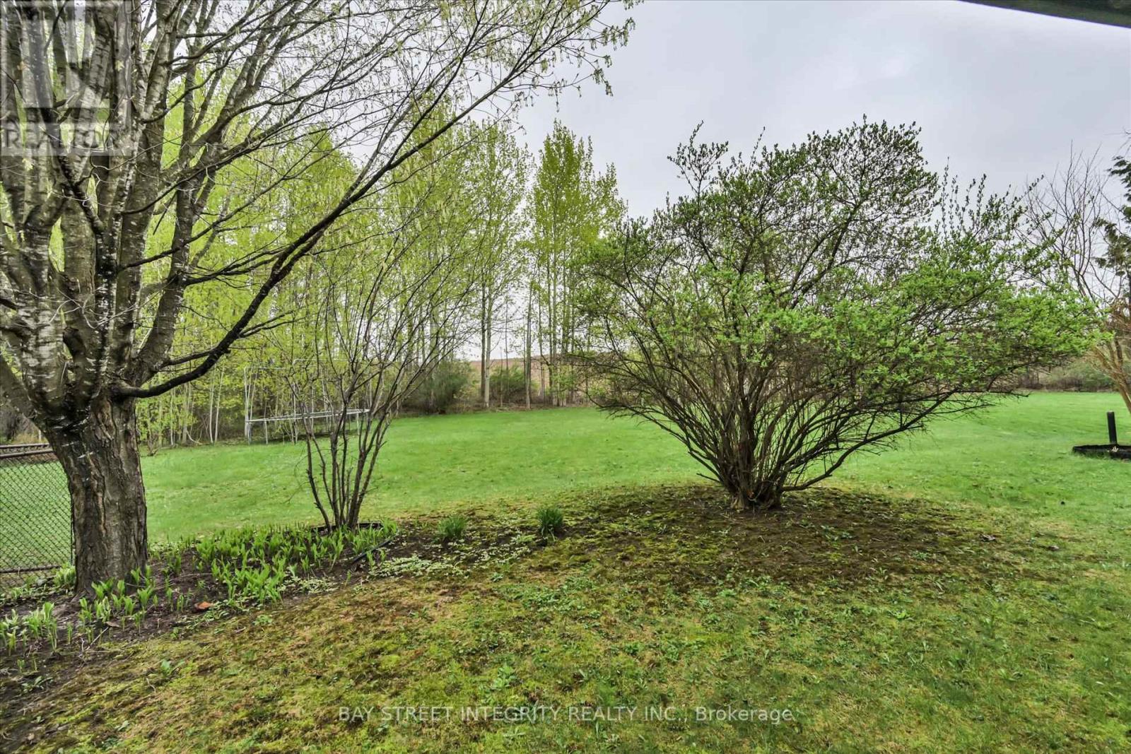 535 MALVERN CRESCENT - 35