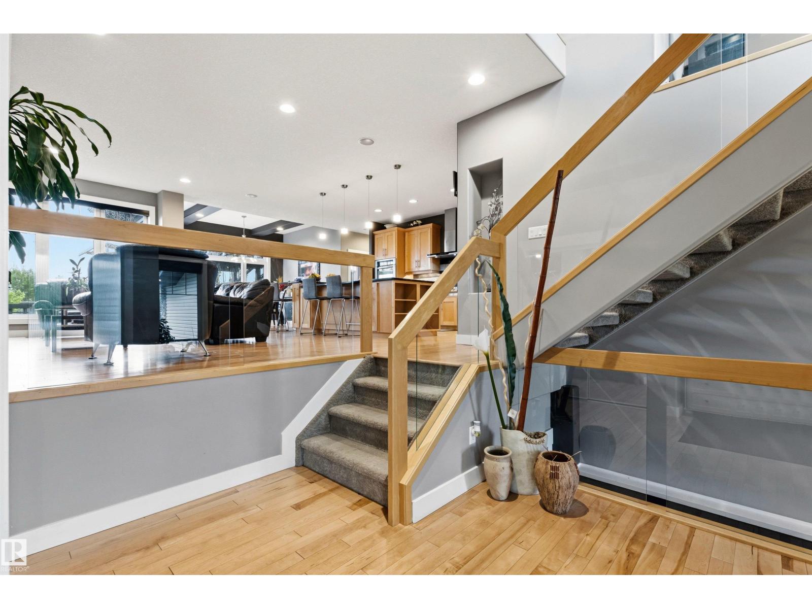 5709 MCLUHAN BA NW - 4