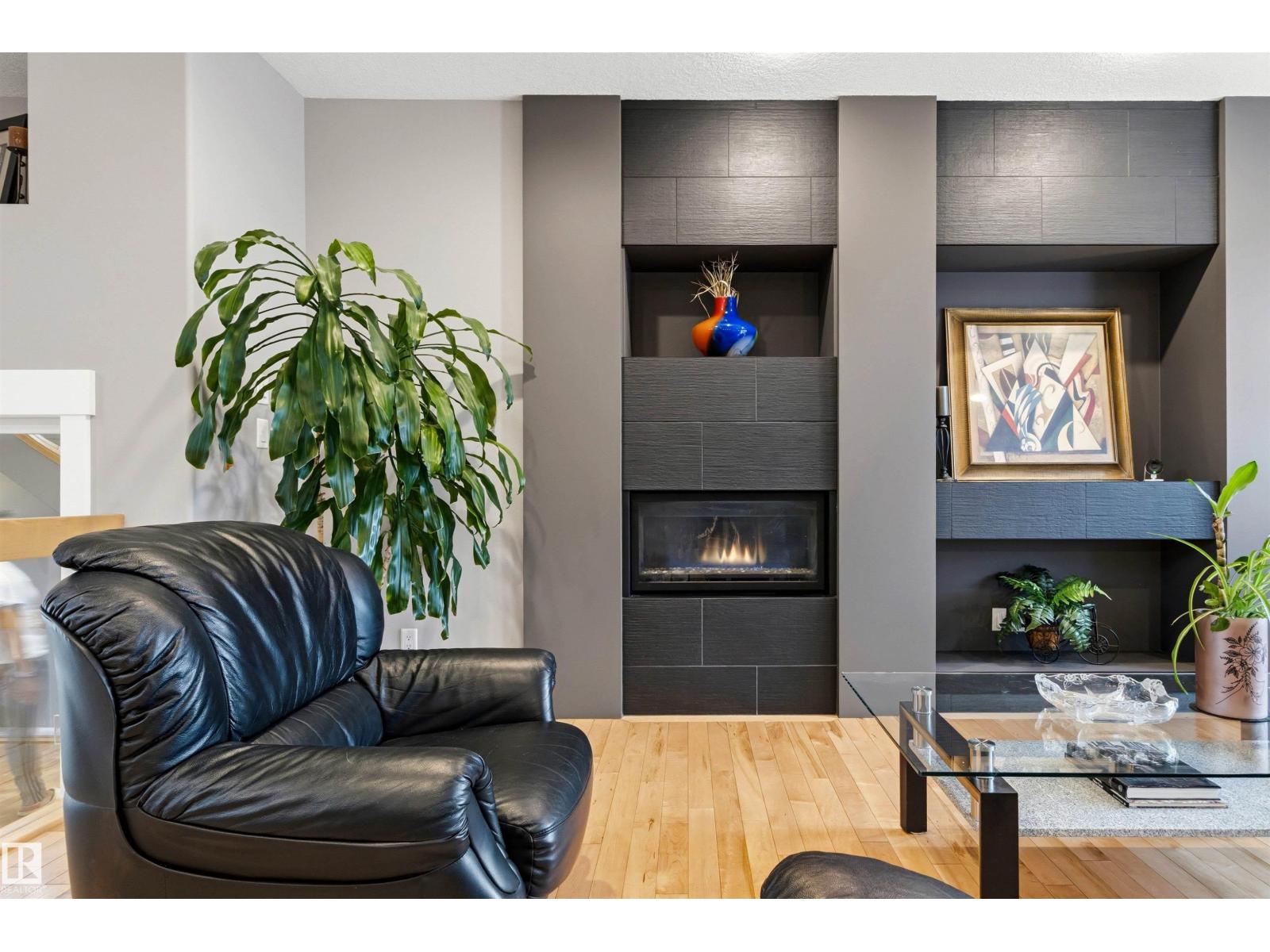 5709 MCLUHAN BA NW - 8