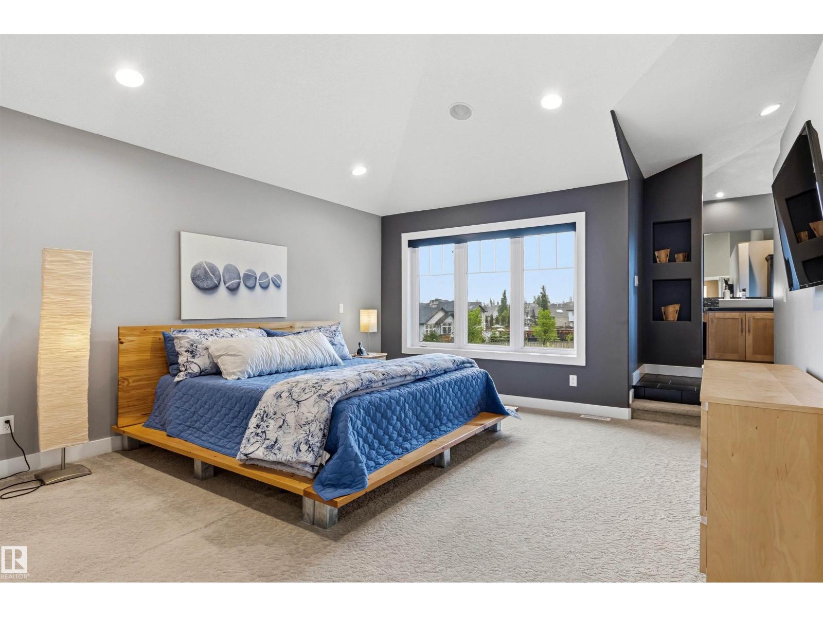 5709 MCLUHAN BA NW - 27