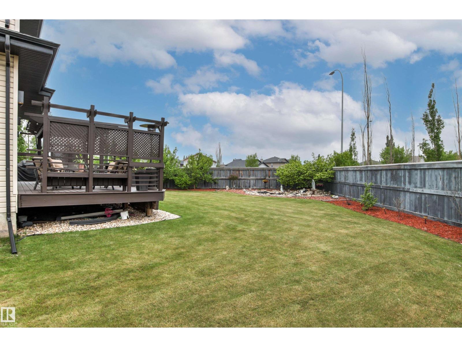 5709 MCLUHAN BA NW - 51